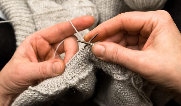 best stretches for knitting and crocheting
