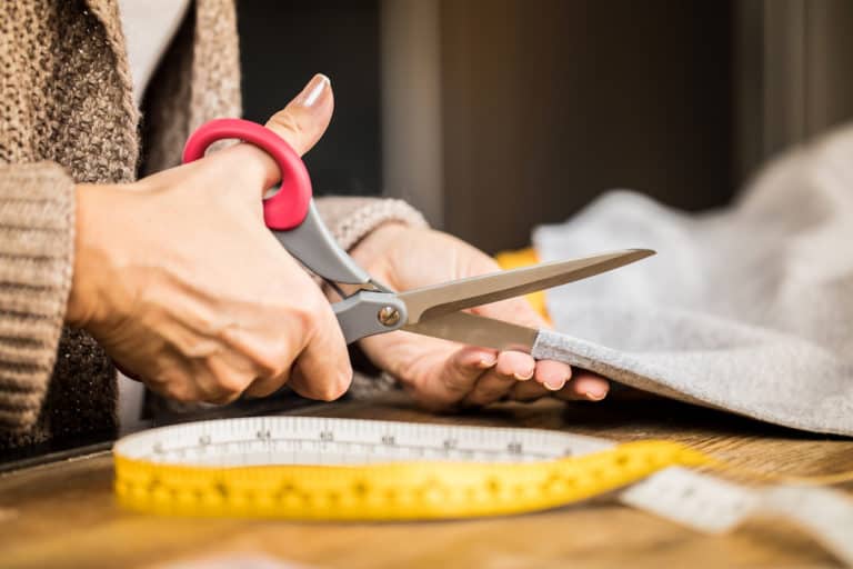 Best Scissors For Cutting Fleece