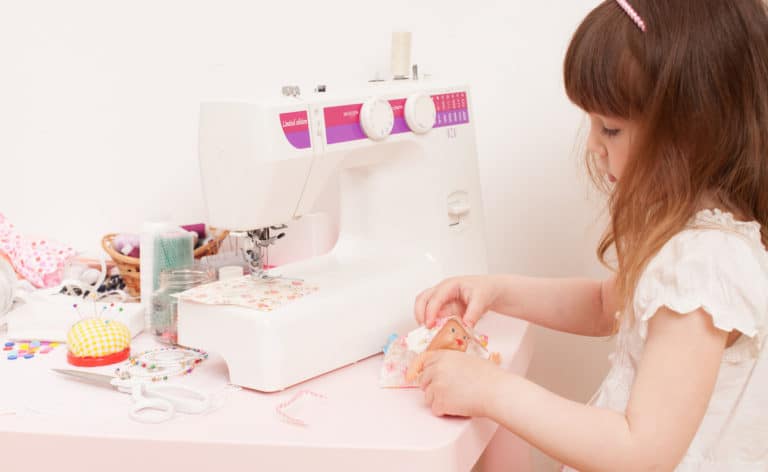 The Best Toy Sewing Machines Of 2022