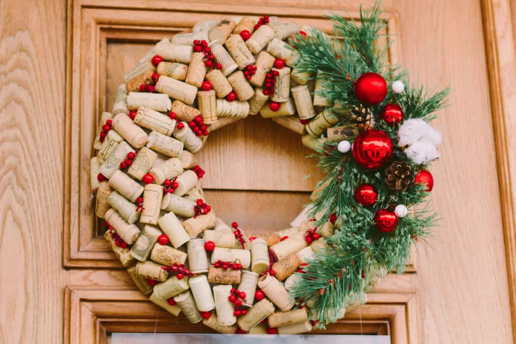 How To Make A Cork Wreath Step By Step The Creative Folk