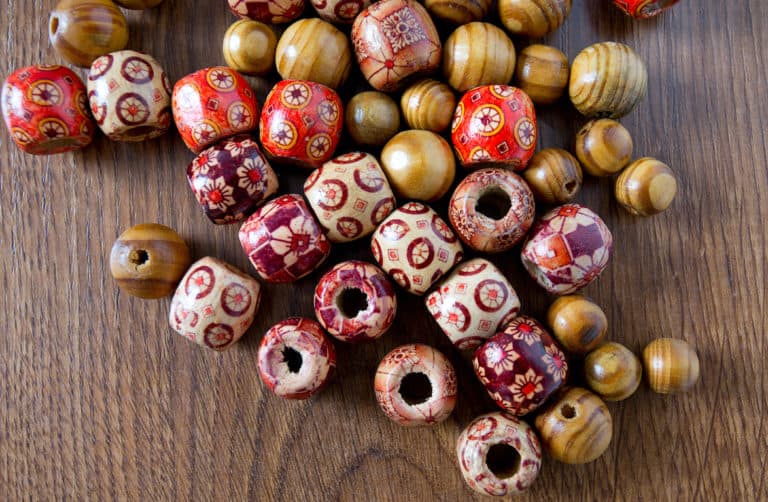 The 3 Best Paints For Wood Jewelry