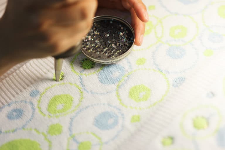 The Best Glue For Sequins On Fabric