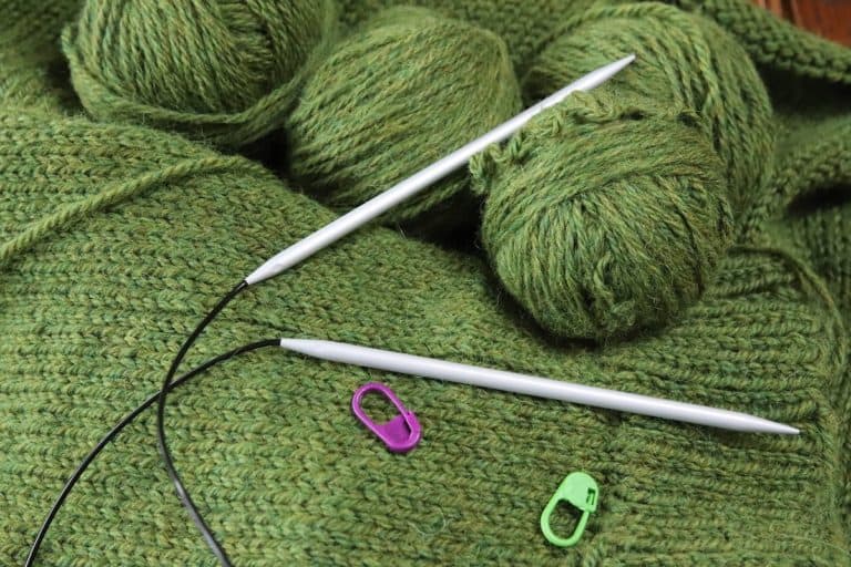 7 Best Yarns For Sweaters