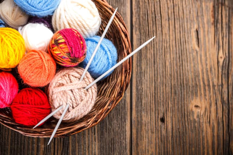 7 Best Yarns For Knitting Beginners