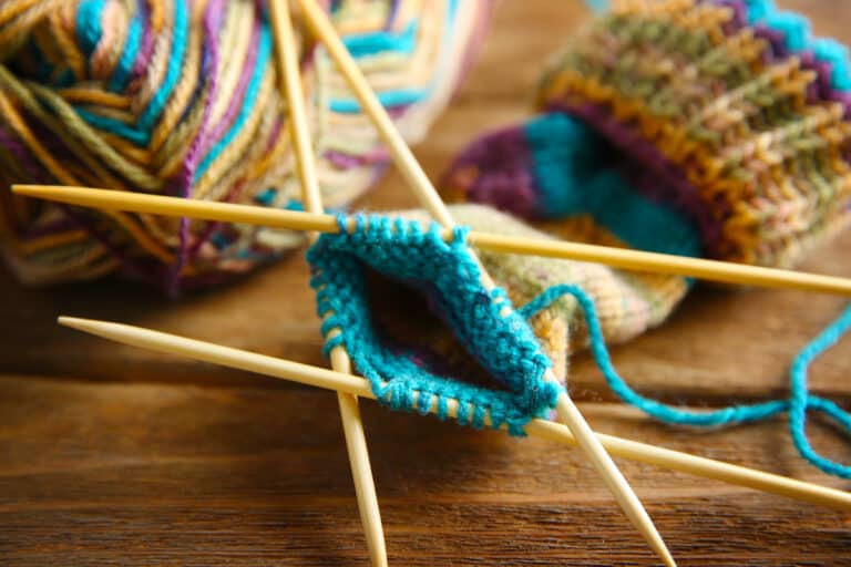 Knitting In A Circle – Ultimate Guide To Knitting In The Round