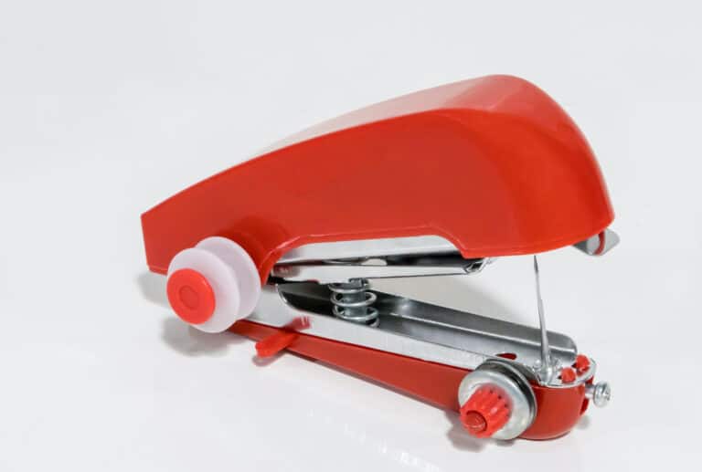 9 Best Handheld Sewing Machines Of 2022