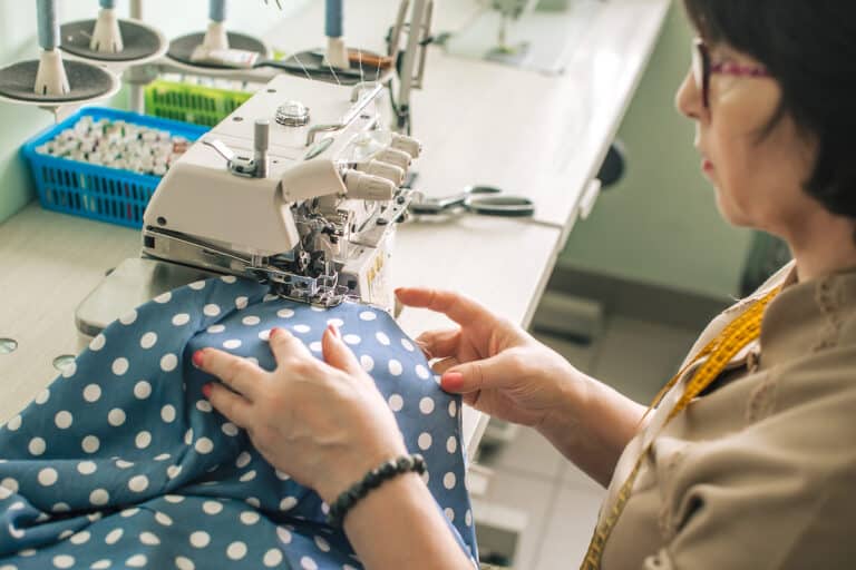 3 Best Sergers With Automatic Threading