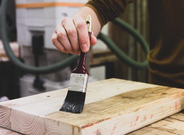 Do You Sand The Final Coat Of Polyurethane? 