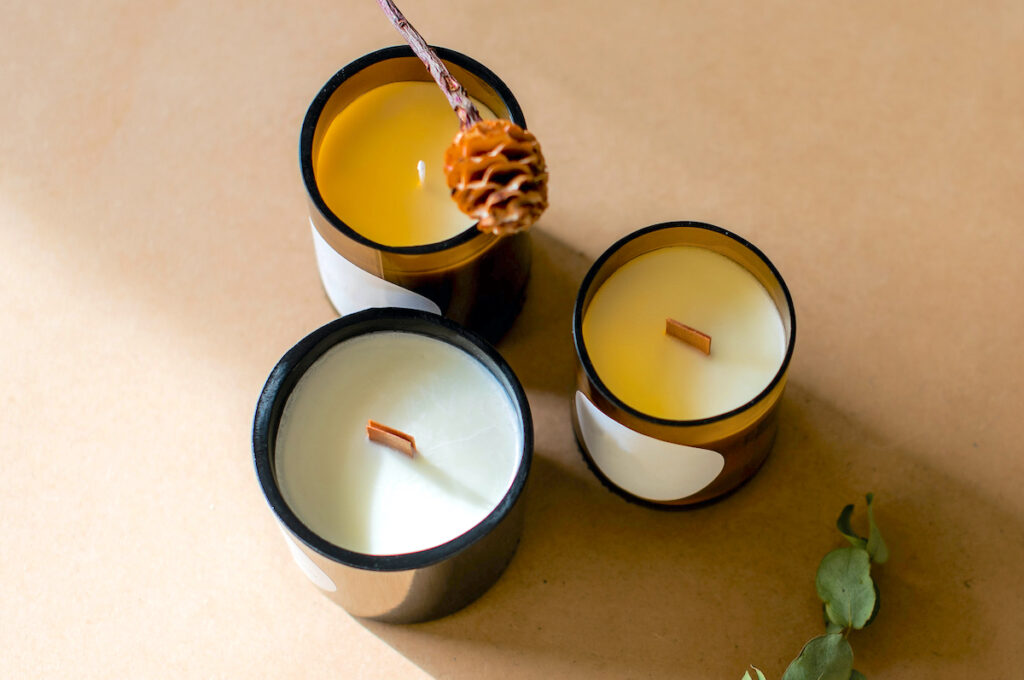 Wood Wicks Vs Cotton Wicks How To Choose The Creative Folk
