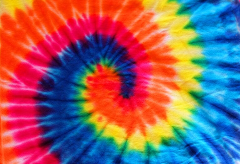 What Happens If You Leave Tie Dye Too Long? 