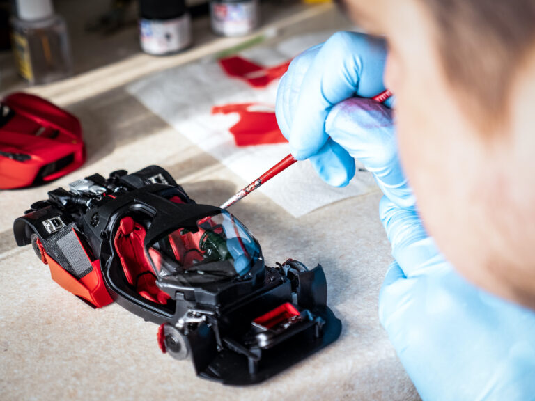 7 Best Paints For Rubber
