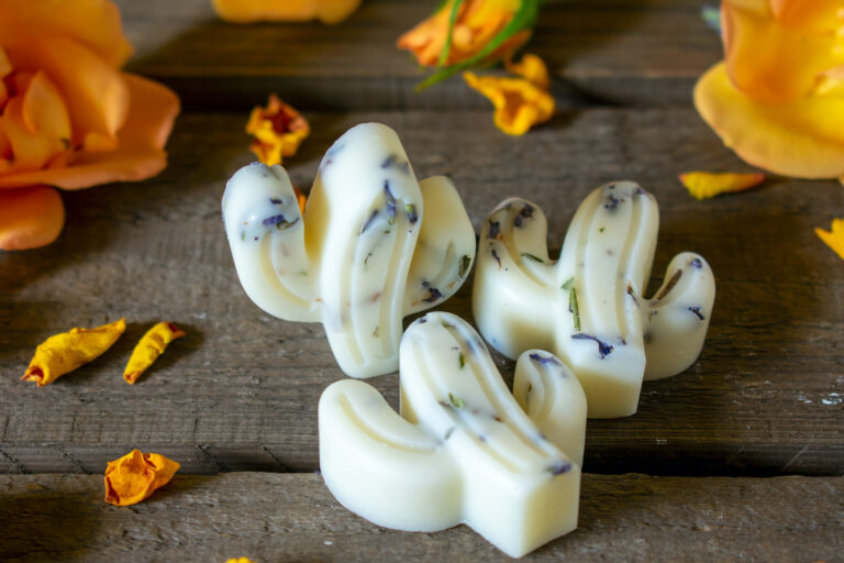 Candles Vs. Wax Melts